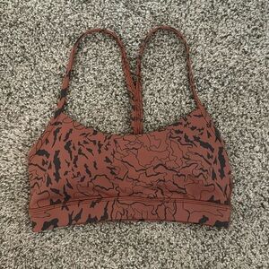 EUC lululemon sports bra